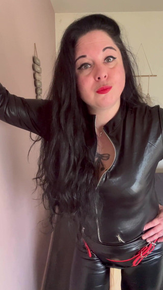 Maitresse Clara: 8 saat boyunca emirlerimle...