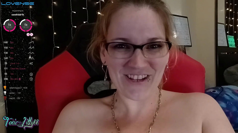 ToxicLilly88: ToxicLilly88 cam clips #13