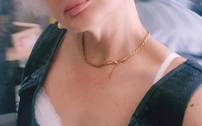 Sofy13: Tu Aimes 马 nouvelle tenu 重新加入 Moi Pour Me l'enlever