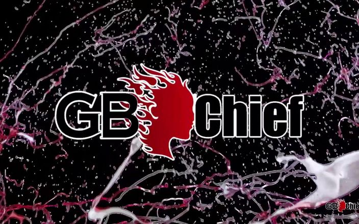 GangBang-Dream: Стейсі і Камангель блондинки у мокрій груповусі