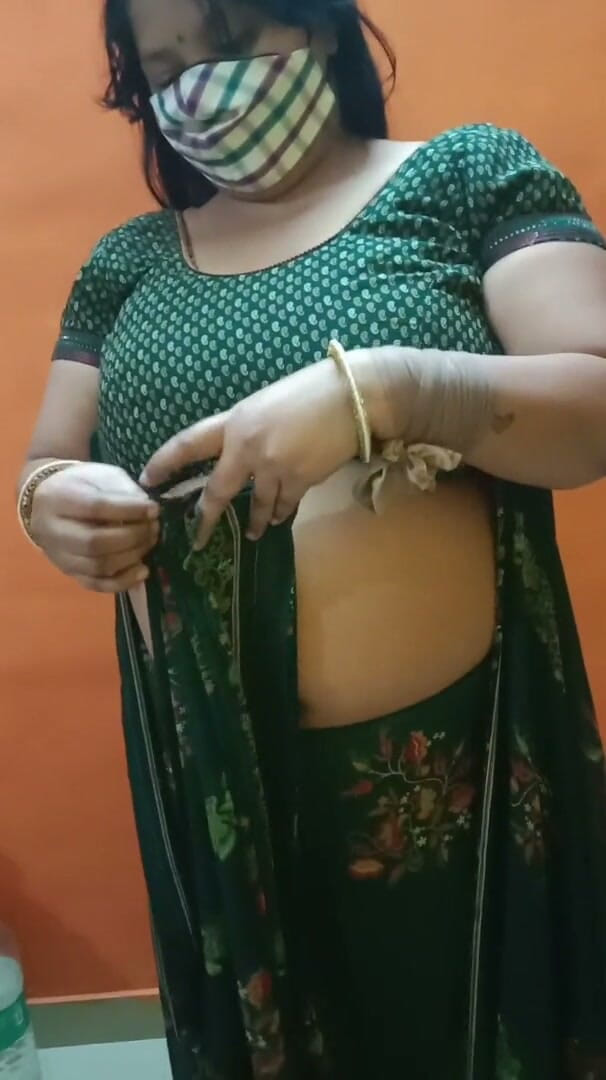 unwelcomeland: Deshi Gand Deshi Bur Deshi Chut Deshi Bhosada