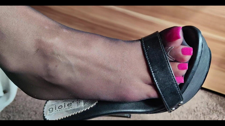 Goddess Lena: Dangling Heels