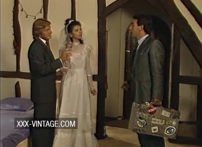 XXX-Vintage: Свадебный секс под наблюдением фотографа