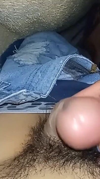 Jugando Con Mi Polla Entre Las Cobijas