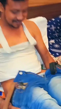 Školačka šuká se svým soukromým učitelem, najednou se zvýšila poptávka po sexu
