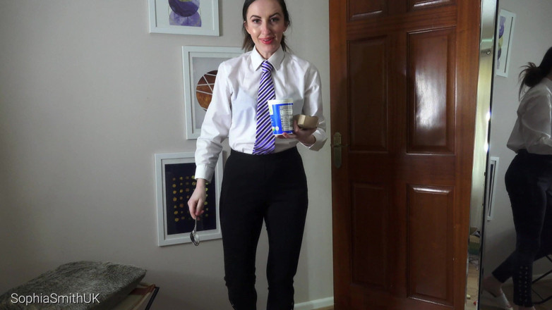 SophiaSmithUK: Messy waitress walks in food