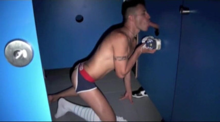 Sneaker gay: Smell Foot Sneaker and Glory Holes