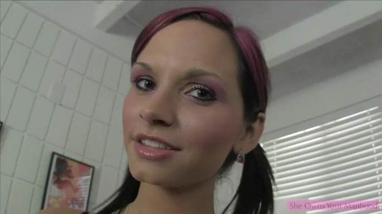 SweetFemdom: แอชลีย์ ซินแคลร์ อยากได้ไข่ของเธอ