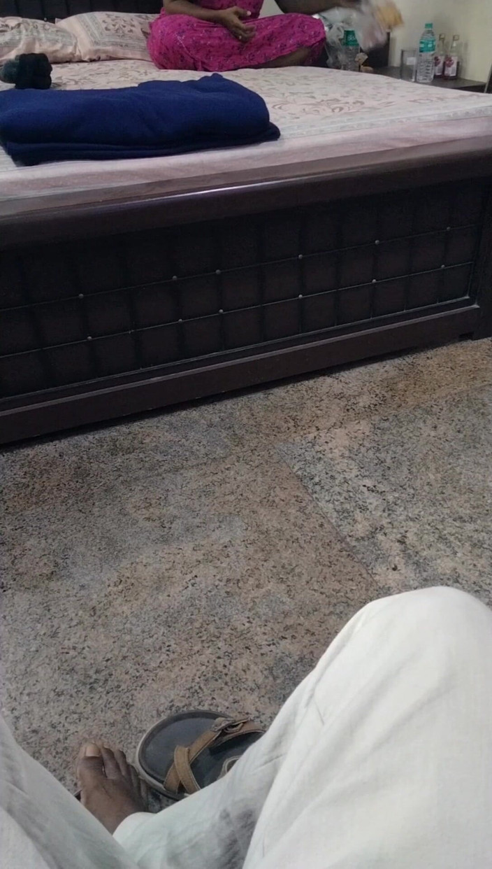 Tamil lesbian: Pertunjukan panas kaki seksi