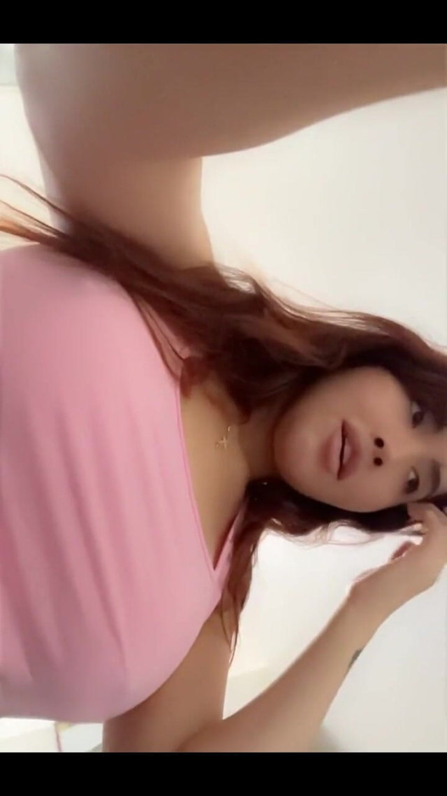 Crazy Update (Jayla Cuateco) Crazy Update (Jayla Cuateco)
