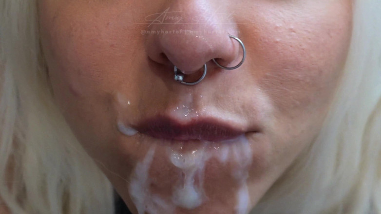 CoupleHart: 吮吸鸡巴的极致特写