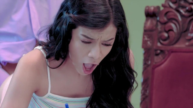 Mylf Official: bahut sundar kaamuk milf(chodne laayak mammi) sofia Star sautele bete...