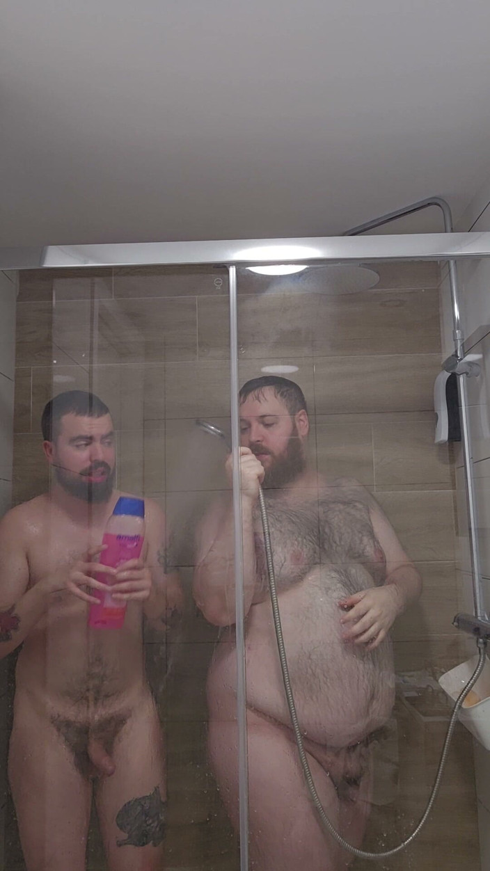 Osoychaser: Bears in the Shower! (no Sex)