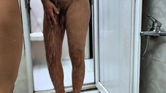 Nadia Nada: Seorang wanita Maghribi berusia 18 tahun berkongkek di bilik air dengan...