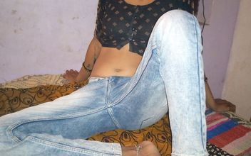 Elder Stepsister Fucked on the Pretext of Shopping