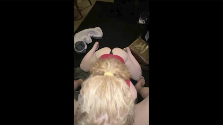 Hefburg: Zierliche lockige ginger nimmt harte anal-backshots
