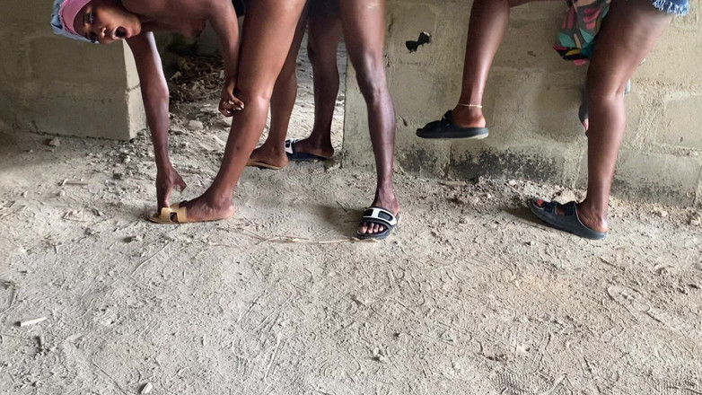 Pretty Pussy Studio: 元恋人が未完成の建物で彼女と一緒に驚かせてくれた