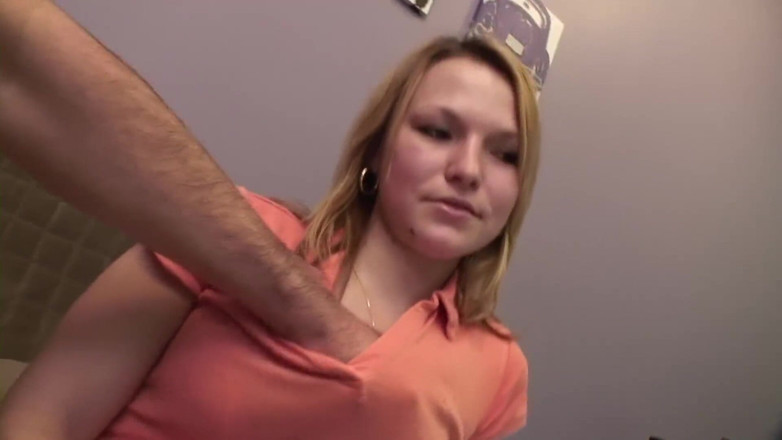 German amateur - 100% German hardcore videos: Sexy babe is getting banged by a lucky guy