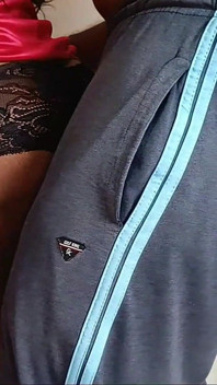 Marido fodido no cu ao trabalhar online -1