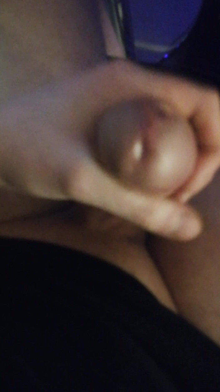 Nico Graf: 핫한 탑 다운 딸딸이