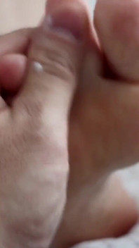 The Stepson Gave His Stepmother a Foot Massage and Aroused Her.