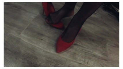 Foot Fetish Heaven: Sexy Ida gehen