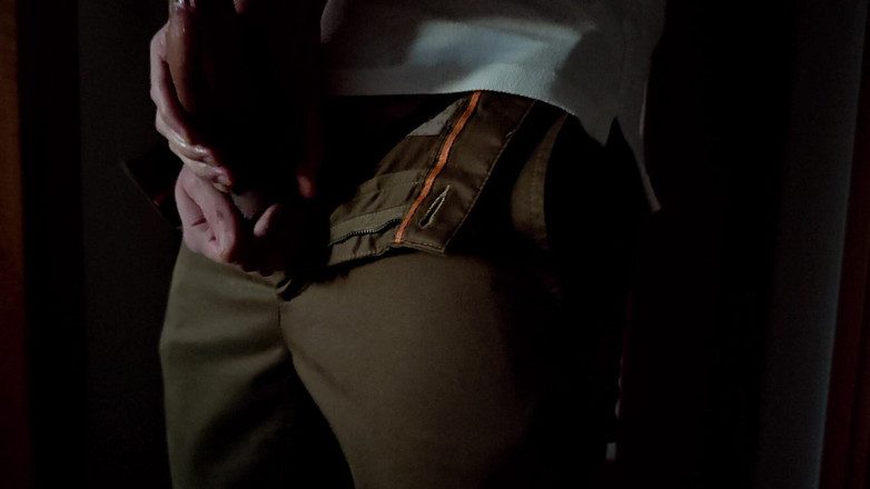 Mat Cunningham: Tati este nerușinat când este acasă singur și ejaculează pe hainele...