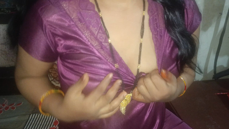 Pinkyrani2333: पिंकी भाभी की नाइटी मैंने अपने देवर के साथ नग्न की