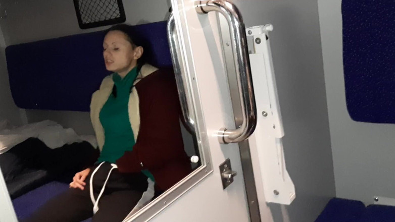 Lesbian-candys: Cizinec a spolucestující a já se uděláme ve vlakovém prostoru -...