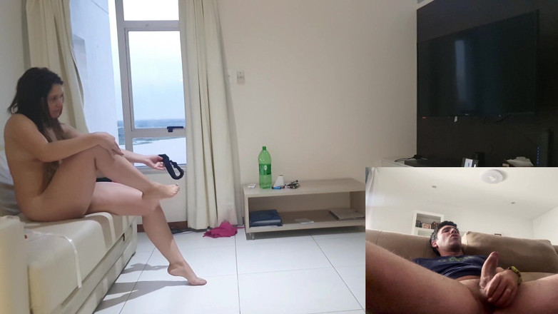 Latinascachondas: 热辣情侣 Videocall