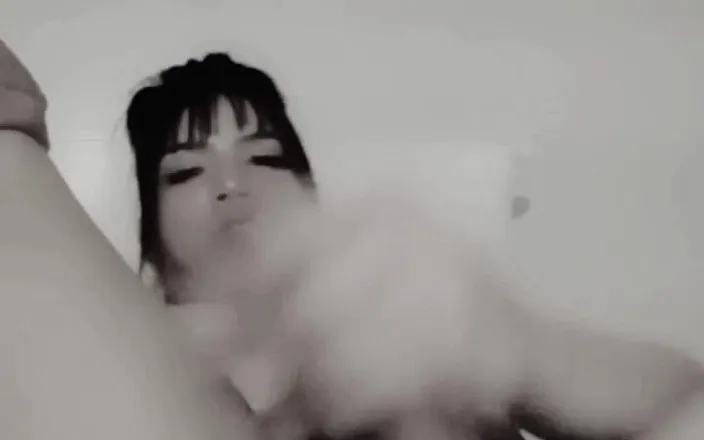 Afryca: Beautiful Mexican Transsexual Influencer Masturbates Until She Cums