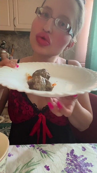 АСМР ест мясо, часть 1