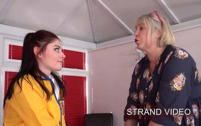 Sarah Stern: The Trainee Fails the Test