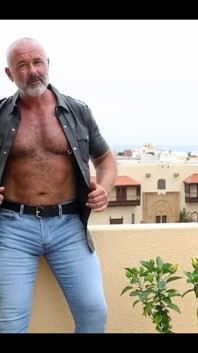 Little Teaser, in Jeans This Time