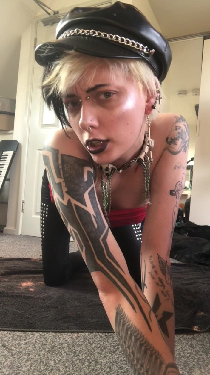 Glitterqueen1999: Goth Domme Laughs at Your Dick, Cucks You and Humiliates...
