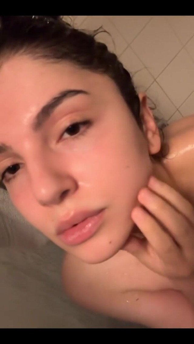 Shower with Me? (Elizabeth Stewart)