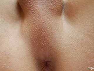 Orgasmic guy: Nonton lubang pantatku yang aduhai waktu aku lagi asik masturbasi...