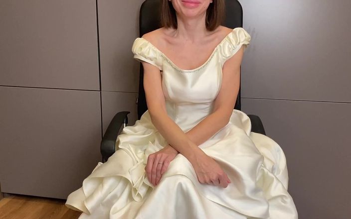 Mistress Mary: Gorąca panna młoda dla męża Rogacza. Dzień 1