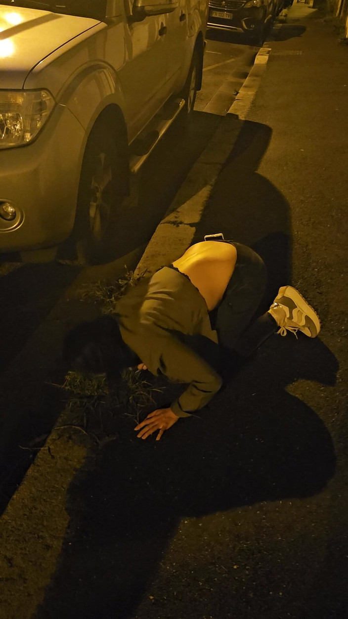 J and rose: Piękna dziwka zwierzę