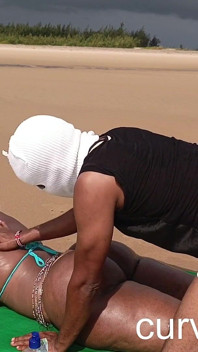 Ein Quickie Am Strand Mit Einem Einheimischem