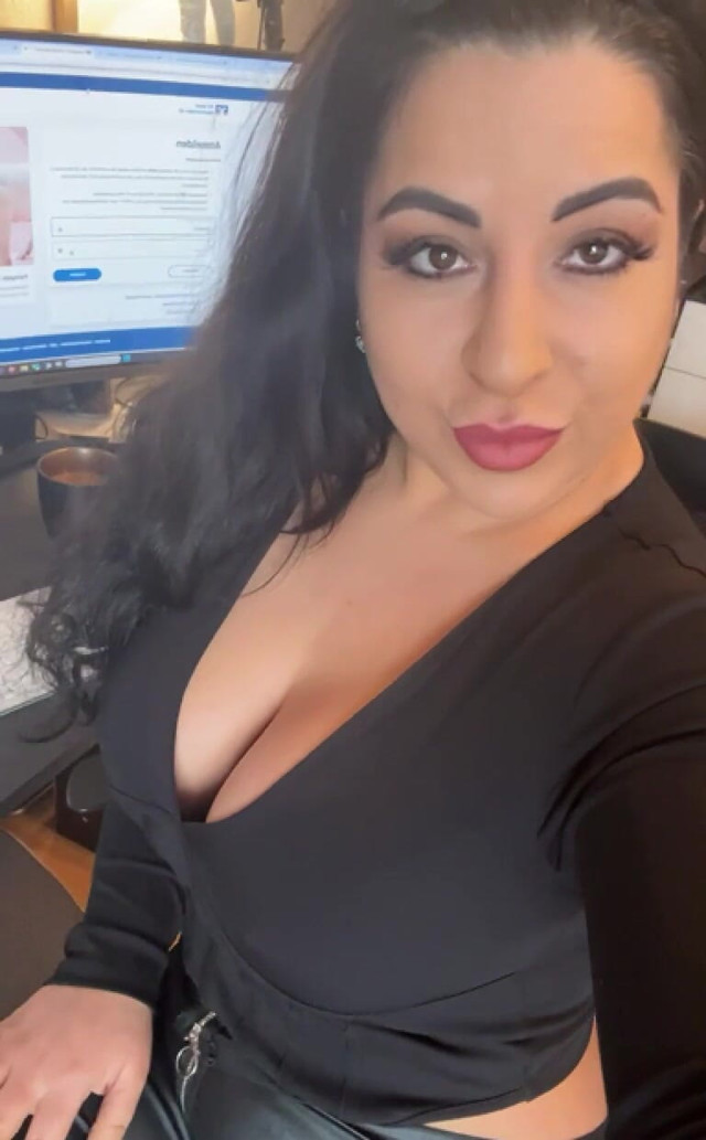 Come Chat with Me (Lady Ayse)