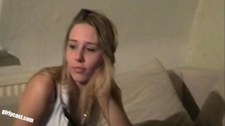 Girlycast: Teen Nici's private XXX video