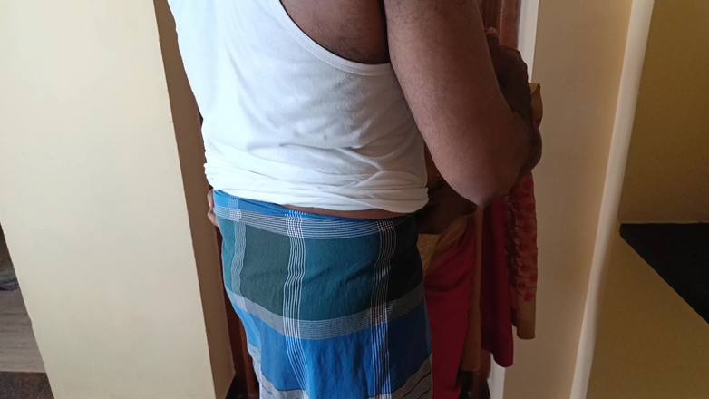 Laxi ammu: सौतेली बहन का हॉट रोमांस और प्यारी संरचना के साथ 2