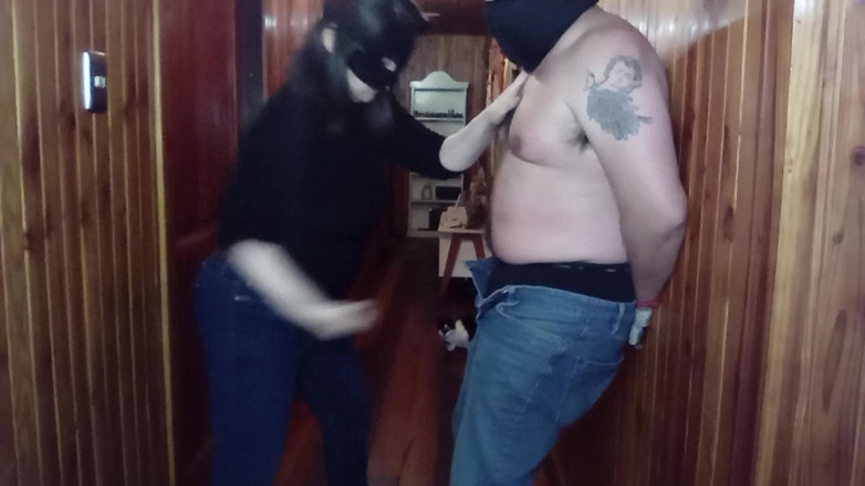 Mois Fantasys: Schlag in die wand