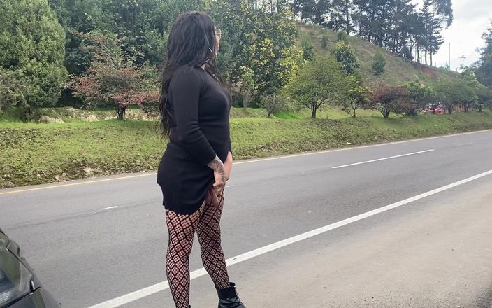 JessieRoss: Pissen op de snelweg