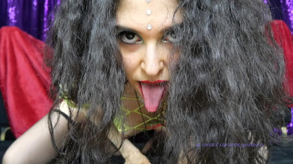 Rebecca Diamante: Pompalo per La Mia Spodní prádlo Fluo - Pump Your Cock...