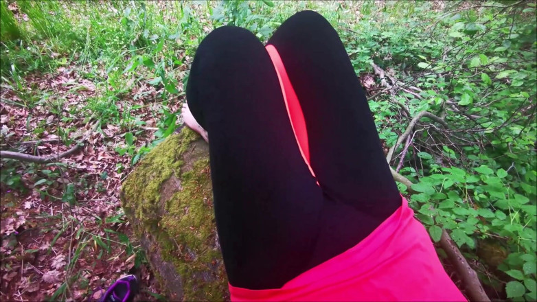 Bouncy Tits Action: 1000 slaps to her tits and 1000 to her pussy in...