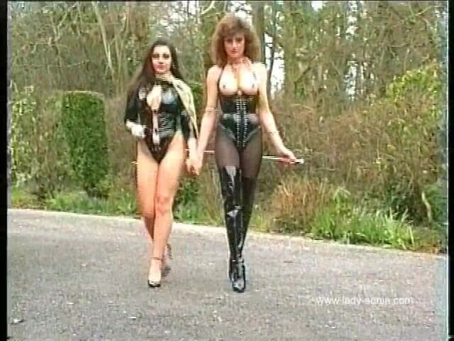 Lady Sonia: Walking in Heels