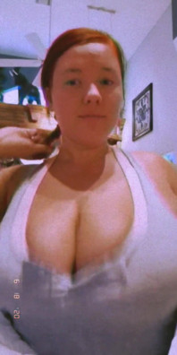 Being a Slut at the Kitchen Counter