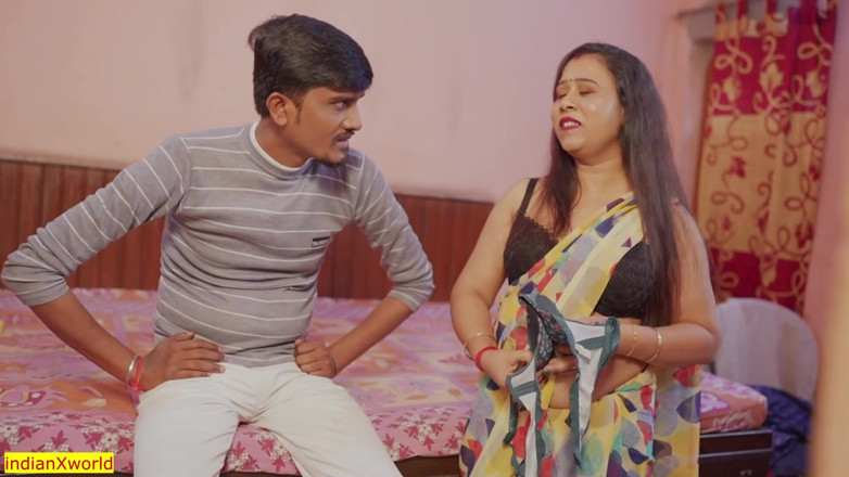 Indian Xshot: Desi Bhabhi rzucić stanik z balkonu! Seks Bhabhi